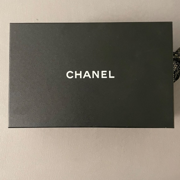 AUTHENTIC CHANEL,leather,suede calf skin,black/white,women trainer size 39.5 EU - Picture 3 of 13